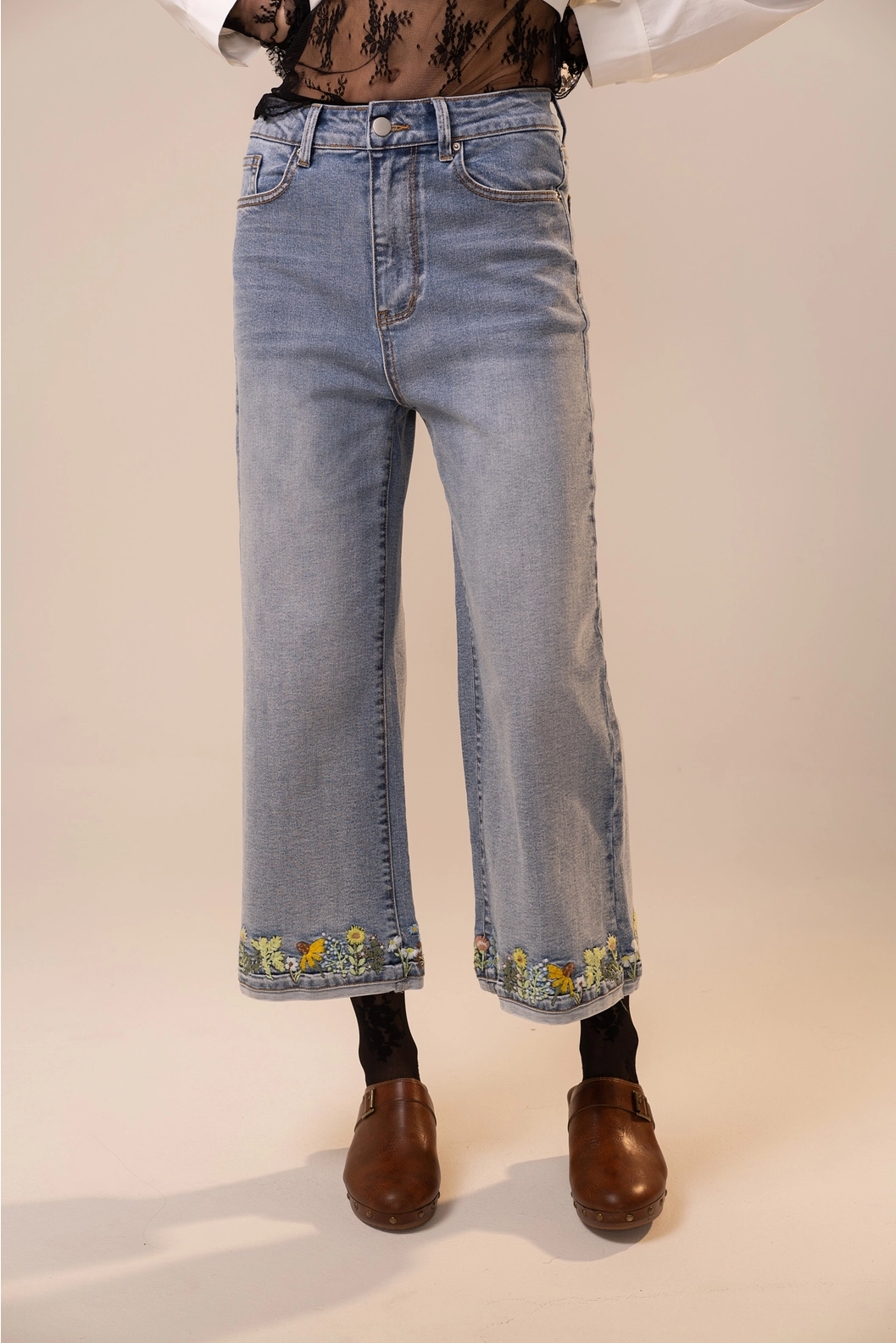Meadow Bloom Wide Leg Embroidered Crop Jeans – Preorder